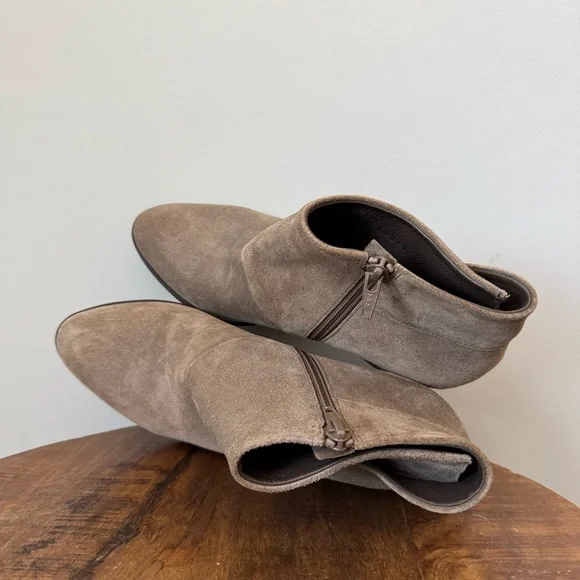 COCLICO Booties 37 US 7 - Picture 5 of 9